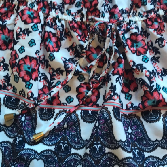 Blush Boho off-shoulder Top - Picture 2 of 5